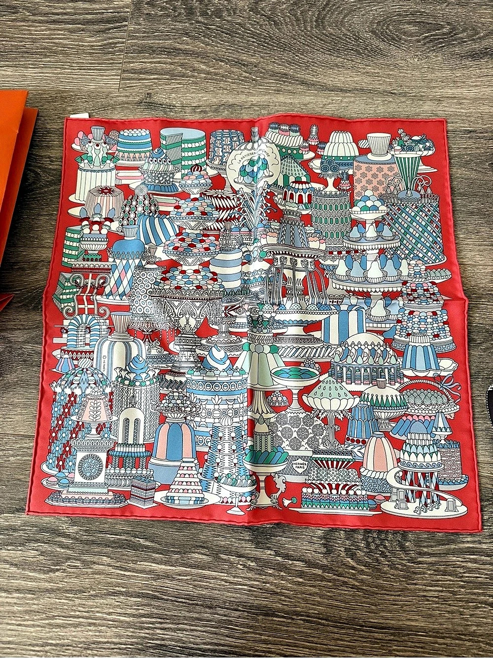 Hermès La Pâtisserie Française Gavroche 45 Silk Scarf